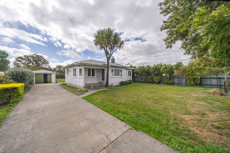 Photo of property in 83 Brandon Street, Featherston, 5710