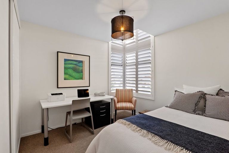 Photo of property in 2 Bretts Road, St Albans, Christchurch, 8052