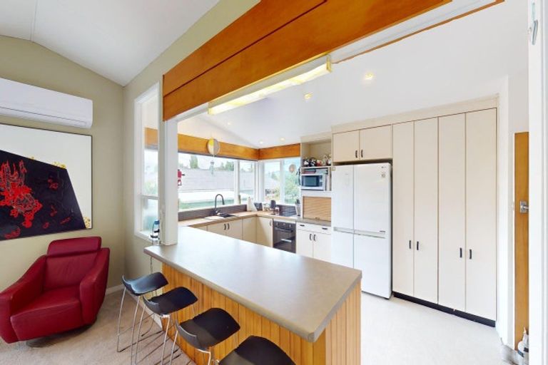 Photo of property in 255 Cambridge Street, Levin, 5510