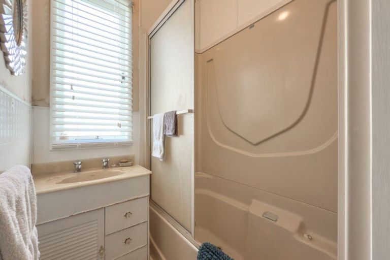 Photo of property in 10 Andrews Street, Paeroa, 3600