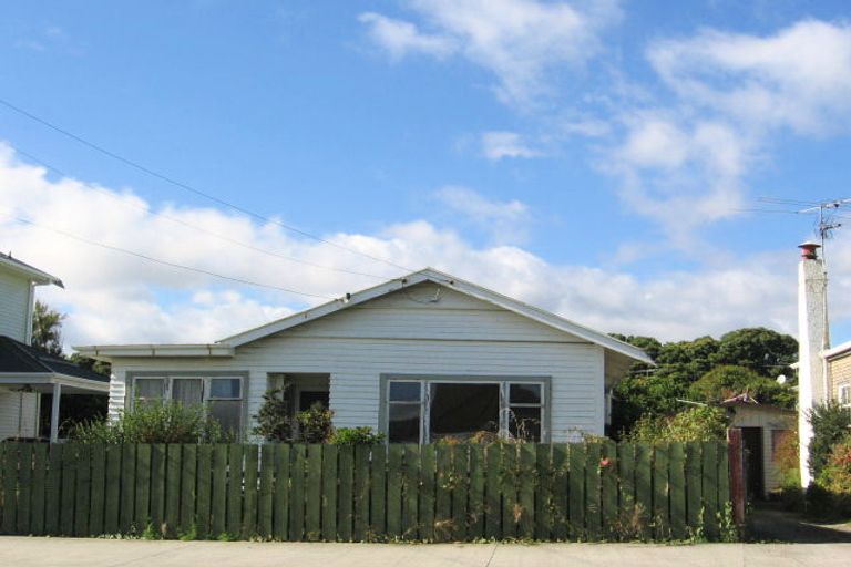 Photo of property in 82 William Street, Petone, Lower Hutt, 5012