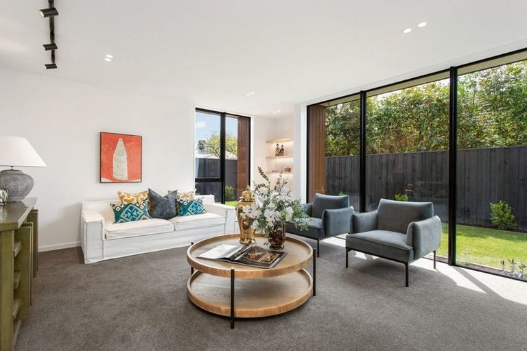 Photo of property in 48 Puriri Street, Riccarton, Christchurch, 8041