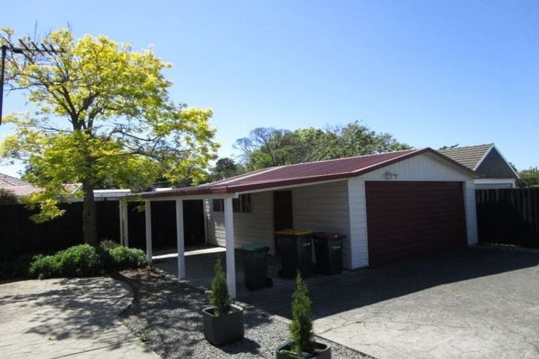 Photo of property in 210 Wairakei Road, Bryndwr, Christchurch, 8053