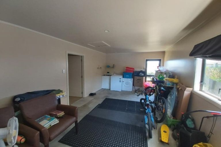 Photo of property in 81a Oranga Street, Westown, New Plymouth, 4310