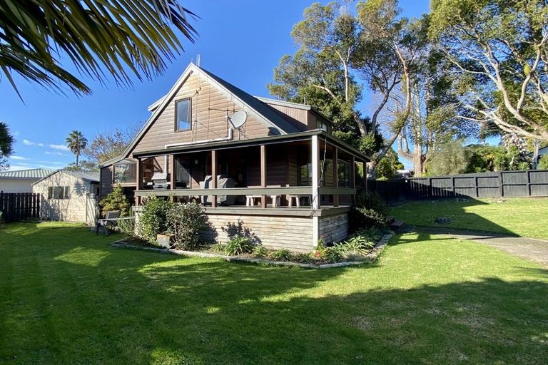 Photo of property in 1 Waikare Place, Welcome Bay, Tauranga, 3112