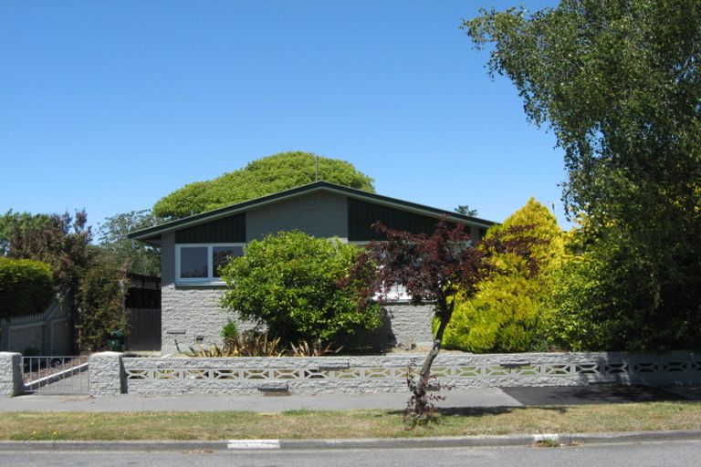 Photo of property in 5 Cottonwood Street, Parklands, Christchurch, 8083