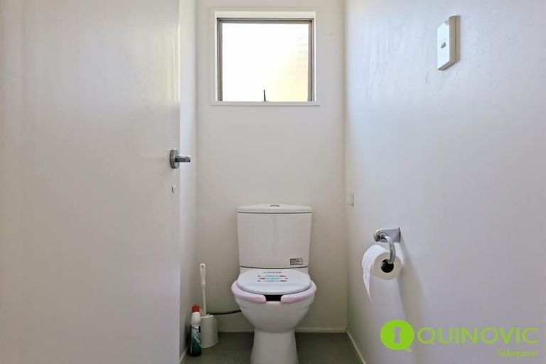 Photo of property in 2/8 Nile Road, Milford, Auckland, 0620