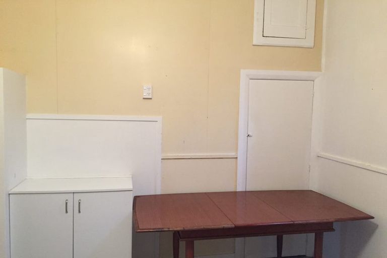 Photo of property in 3 Cobden Street, Dunedin Central, Dunedin, 9016