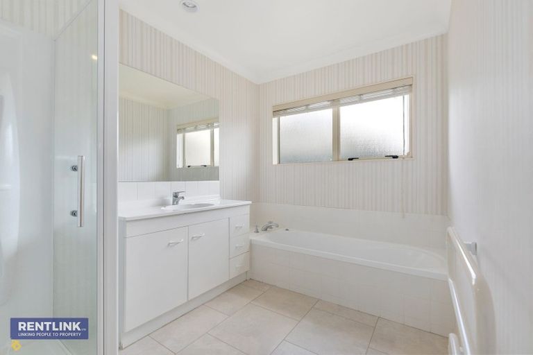 Photo of property in 16a Goods Road, Otumoetai, Tauranga, 3110