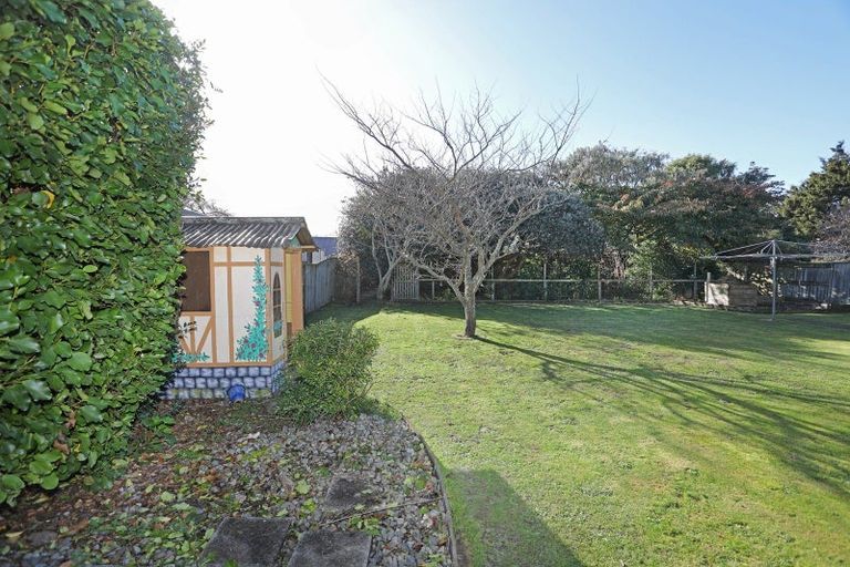 Photo of property in 22 Wellington Street, Feilding, 4702