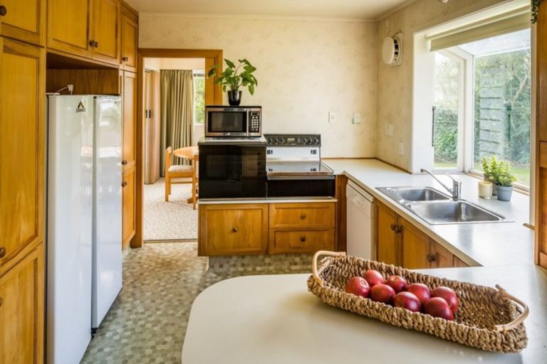 Photo of property in 2 Doon Grove, Papakowhai, Porirua, 5024