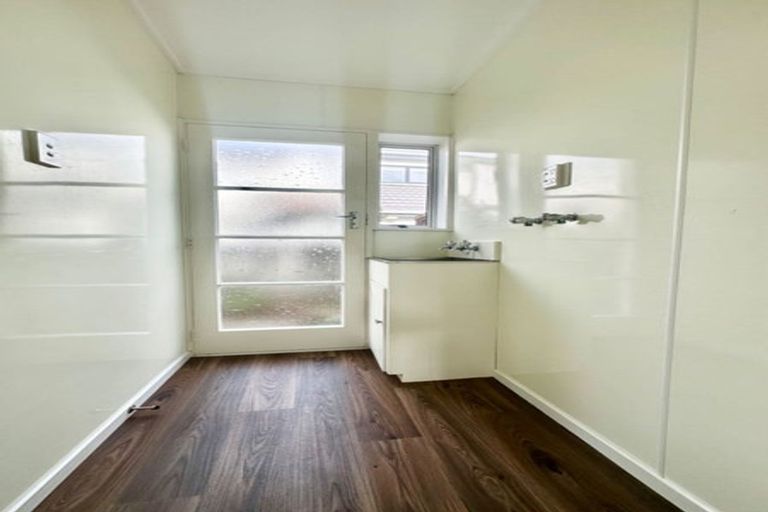 Photo of property in Miramar Villas, 19/3 Byron Street, Miramar, Wellington, 6022