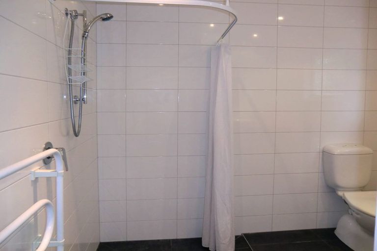 Photo of property in 2/4 Garden Road, Merivale, Christchurch, 8014