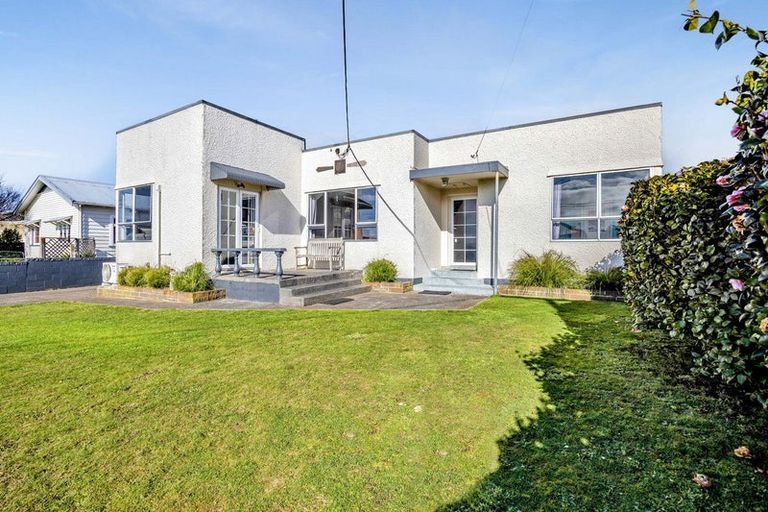 Photo of property in 23 Campbell Street, Hawera, 4610