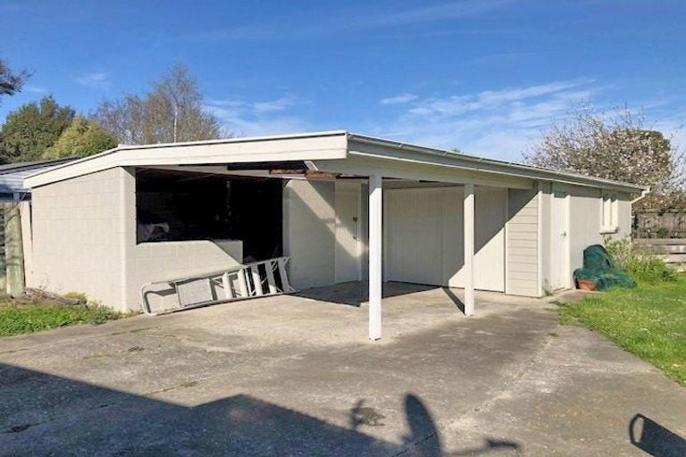 Photo of property in 1 Mcilraith Street, Darfield, 7510