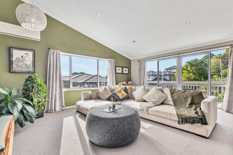 Photo of property in 60 Mili Way South, Ranui, Auckland, 0612