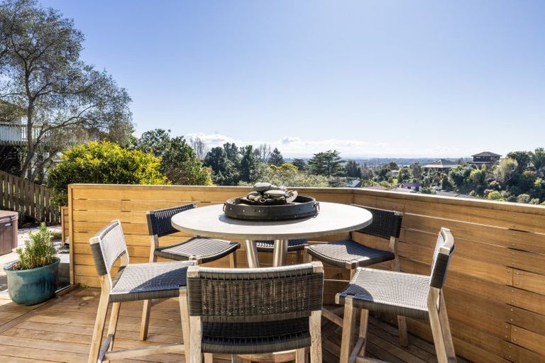 Photo of property in 14 Te Mata Peak Road, Havelock North, 4130