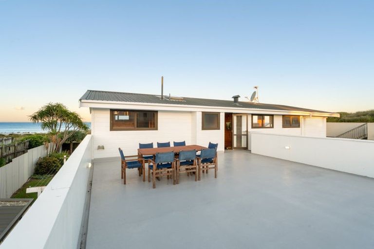 Photo of property in 165 Oceanbeach Road, Mount Maunganui, 3116
