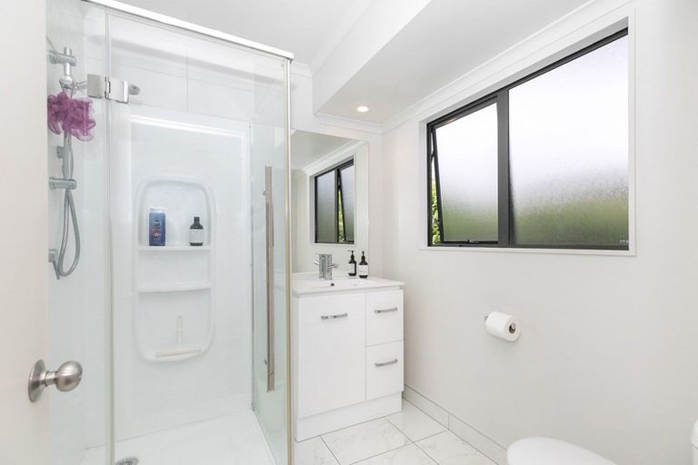 Photo of property in 71 Ayrshire Drive, Grandview Heights, Hamilton, 3200