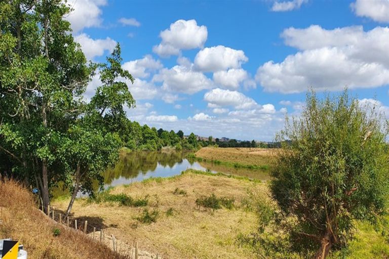 Photo of property in 218 Island Block Road, Island Block, Te Kauwhata, 3782