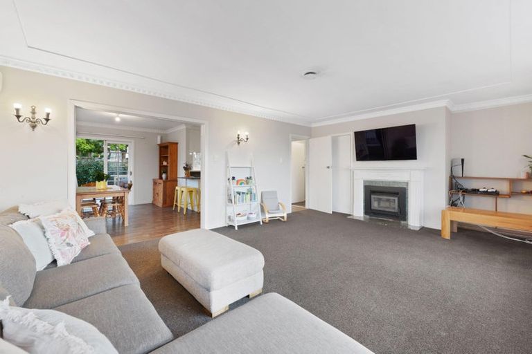 Photo of property in 142 Ti Rakau Drive, Pakuranga, Auckland, 2010