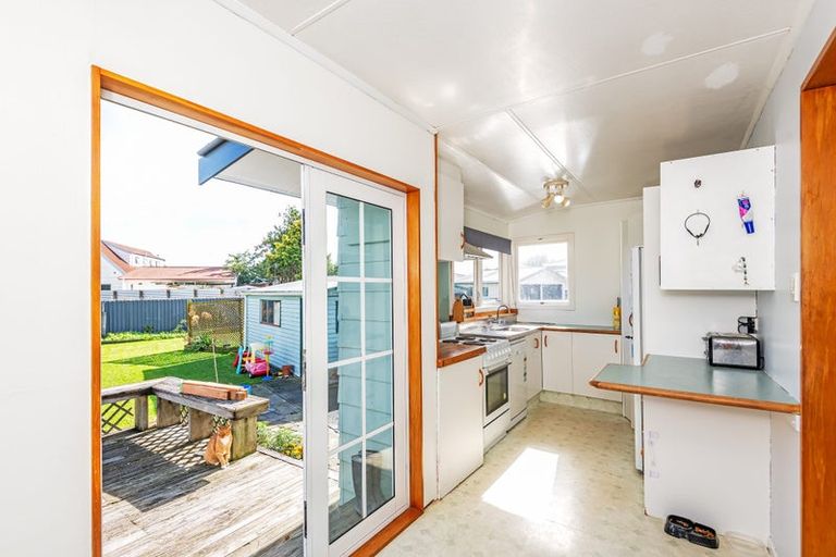 Photo of property in 88 Apollo Parade, Milson, Palmerston North, 4414