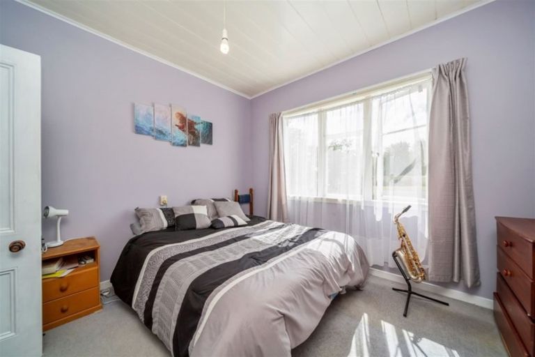 Photo of property in 25 Hobson Street, Normanby, Hawera, 4614