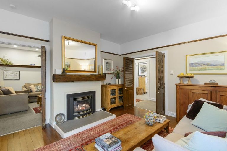 Photo of property in 30 Hamilton Avenue, Ilam, Christchurch, 8041