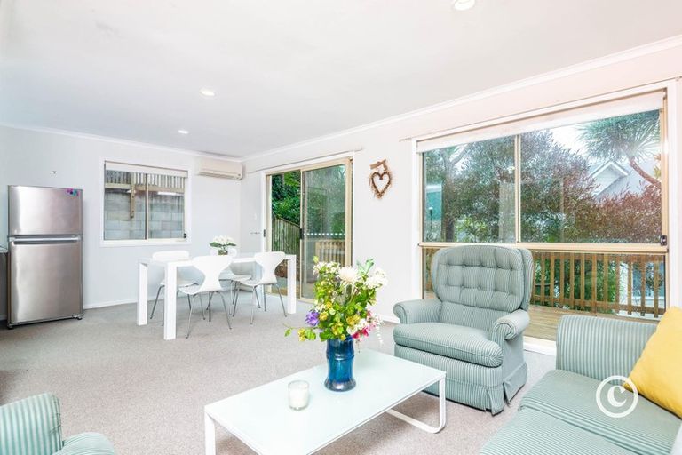 Photo of property in 60e Woodland Road, Johnsonville, Wellington, 6037