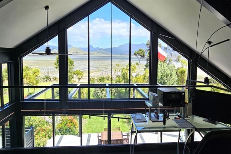 Photo of property in 112 Ti Kouka Crescent, Matarangi, Whitianga, 3592