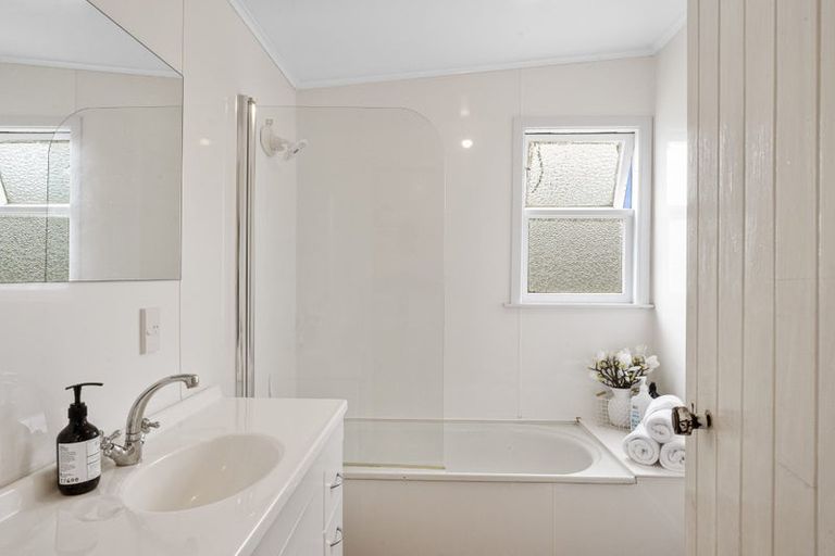 Photo of property in 1 Wairenga Road, Mangakino, 3421