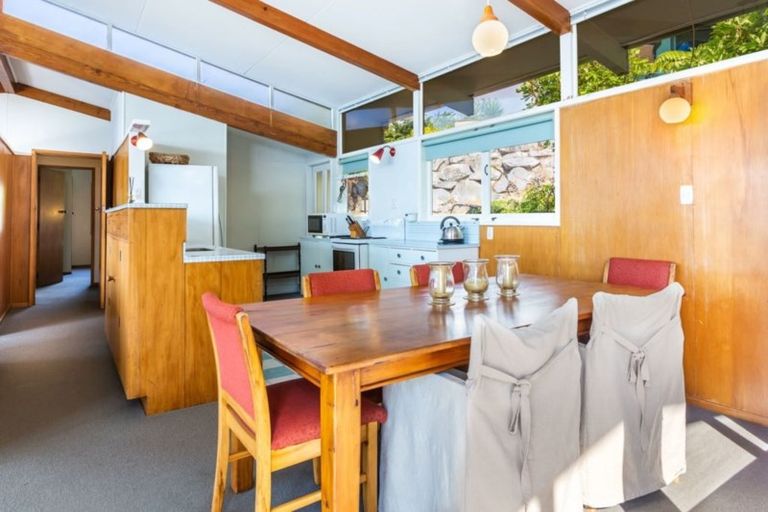 Photo of property in 17 Te Kopua Street, Acacia Bay, Taupo, 3330