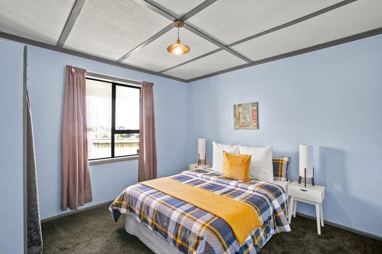 Photo of property in 143 Ngamotu Road, Spotswood, New Plymouth, 4310