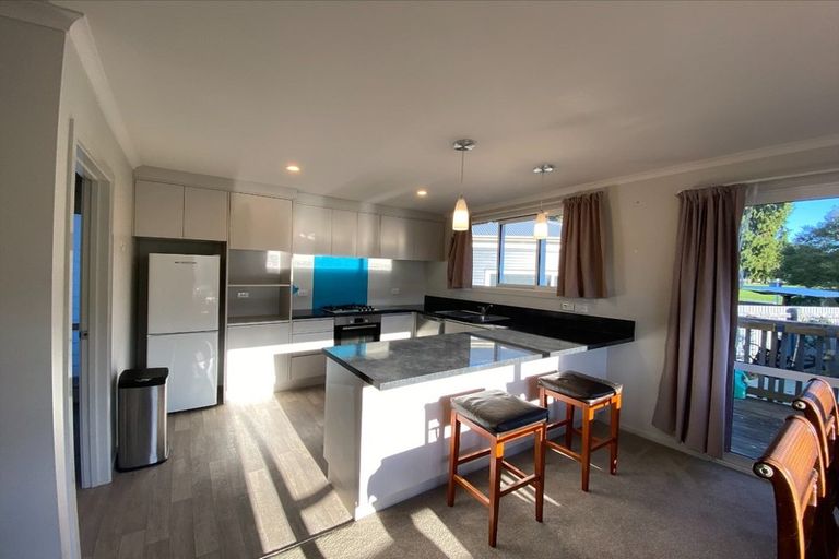 Photo of property in 41 Devon Street, Picton, 7220