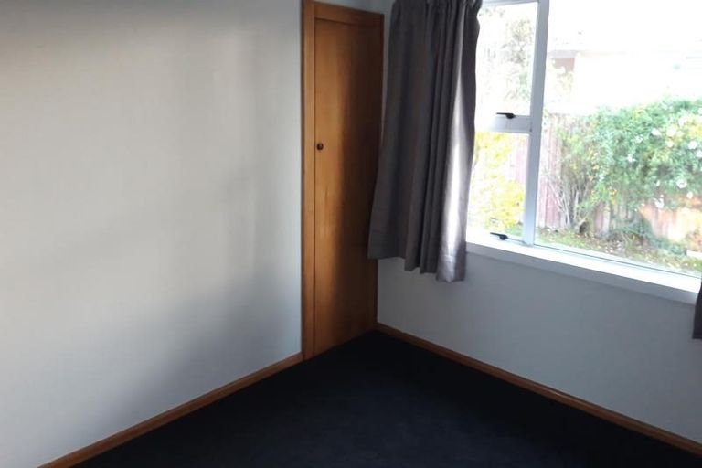 Photo of property in 21 Eglinton Street, Avondale, Christchurch, 8061