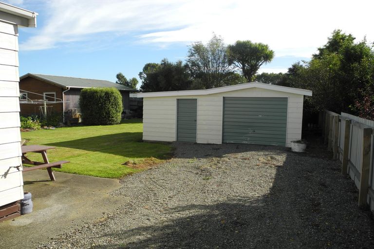 Photo of property in 18 Cameron Street, Waimate, 7924
