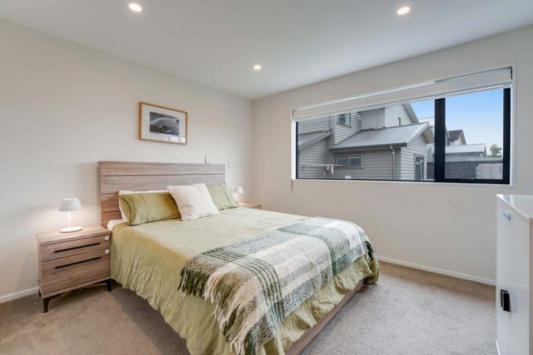 Photo of property in 79c Granville Drive, Massey, Auckland, 0614