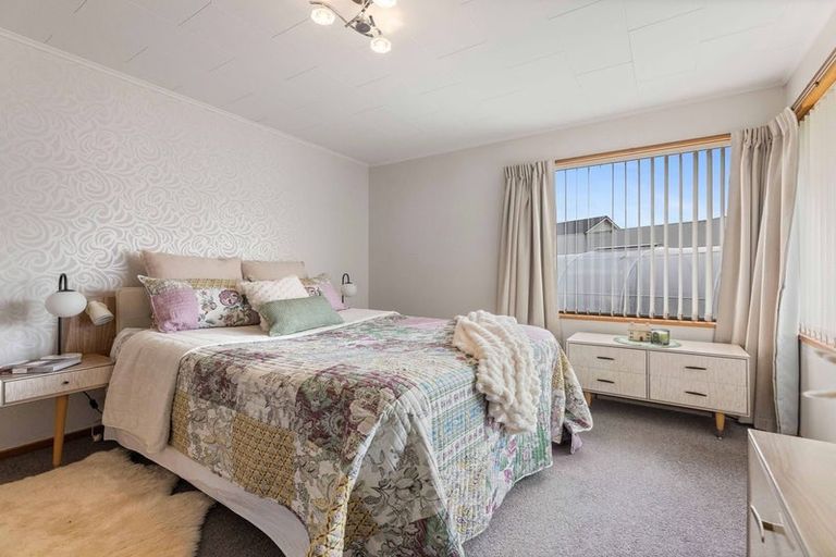 Photo of property in 1 Cherry Lane, Milton, 9220