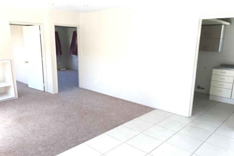 Photo of property in 25 Middleton Road, Upper Riccarton, Christchurch, 8041