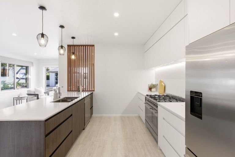 Photo of property in 1 Woodstock Road, Fairfield, Hamilton, 3214