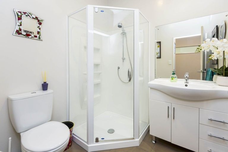 Photo of property in 12 Sylvan Way, Silverstream, Upper Hutt, 5019