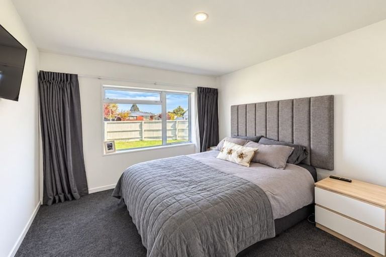 Photo of property in 2/7 Bencard Place, Hoon Hay, Christchurch, 8025