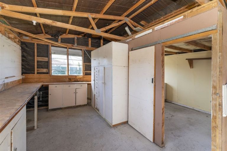 Photo of property in 46 Mako Mako Road, Levin, 5510