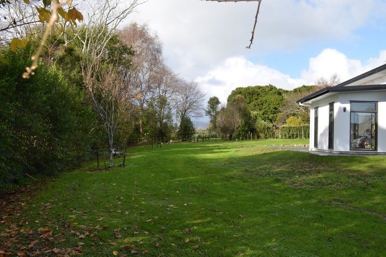Photo of property in 112 Kawiu Road, Levin, 5510