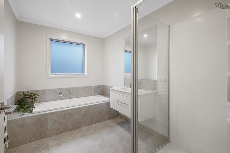 Photo of property in 31 Overton Street, Rototuna North, 3210