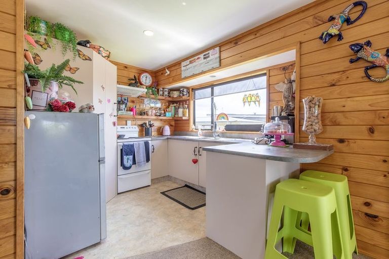 Photo of property in 10 Rowena Crescent, Motuoapa, Turangi, 3382