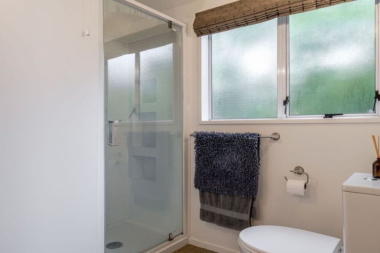 Photo of property in 23 Chilton Grove, Hokowhitu, Palmerston North, 4410