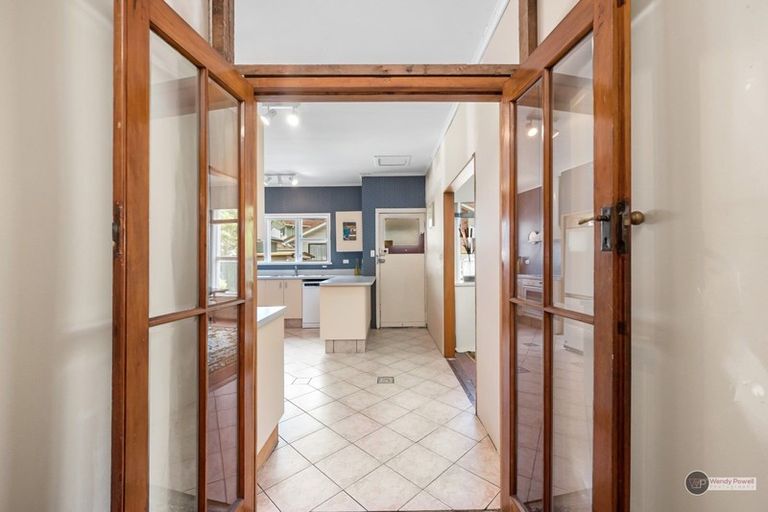 Photo of property in 288 Waiwhetu Road, Fairfield, Lower Hutt, 5011