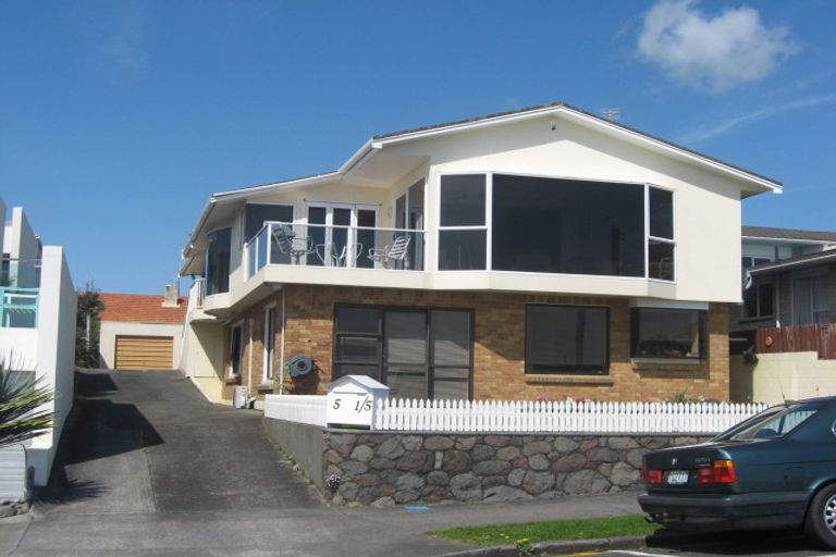 Photo of property in 2/5 Hine Street, New Plymouth, 4310