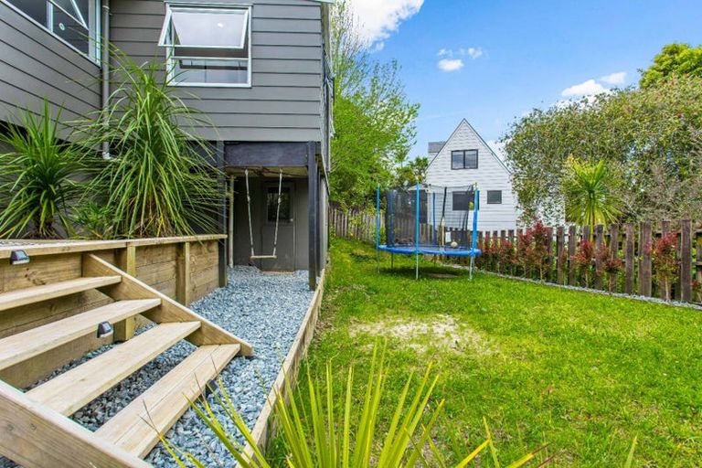 Photo of property in 175c Hibiscus Coast Highway, Red Beach, 0932